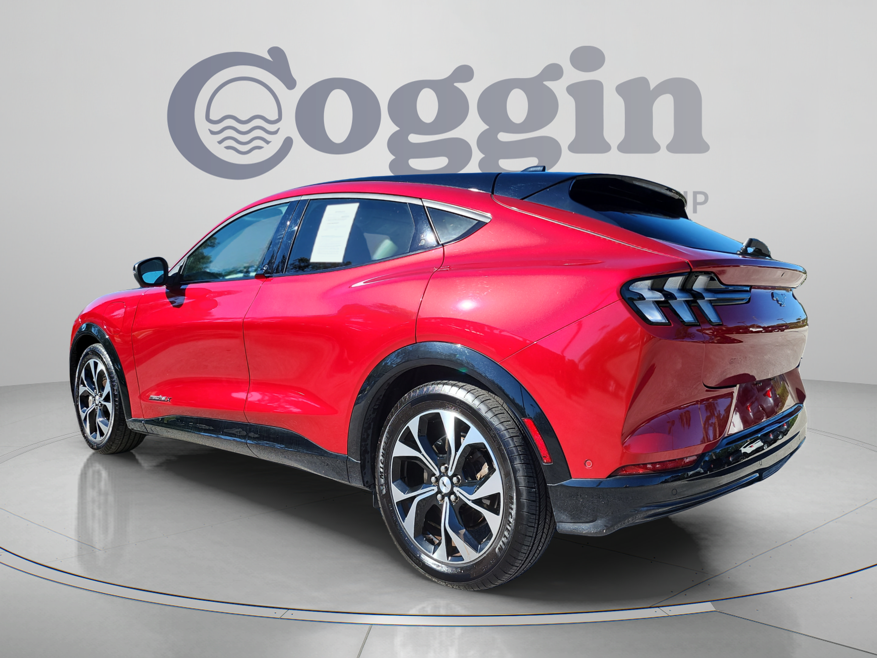 Certified 2022 Ford Mustang Mach-E Premium RWD image 3