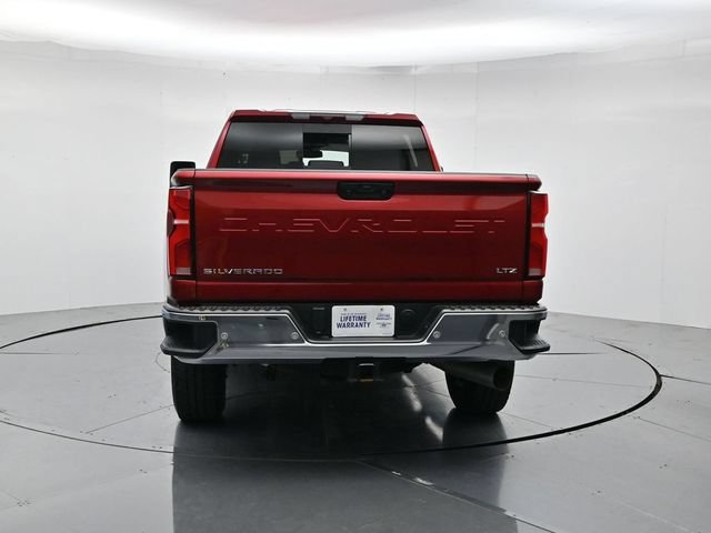 Used 2025 Chevrolet Silverado 2500 LTZ w/ LTZ Convenience Package AWD/4WD image 10