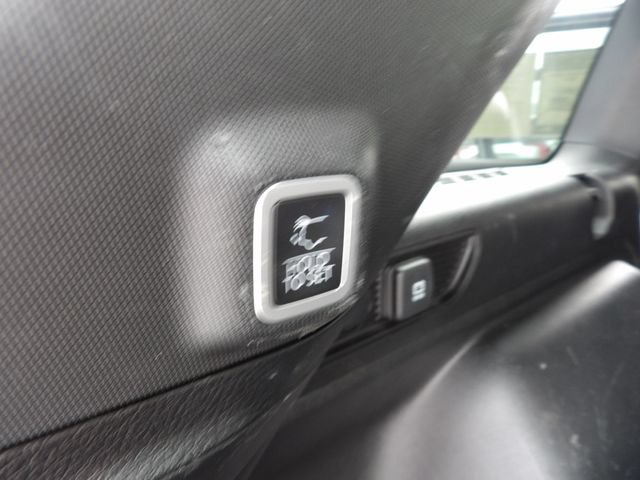 Used 2023 Jeep Grand Cherokee Altitude AWD/4WD image 32