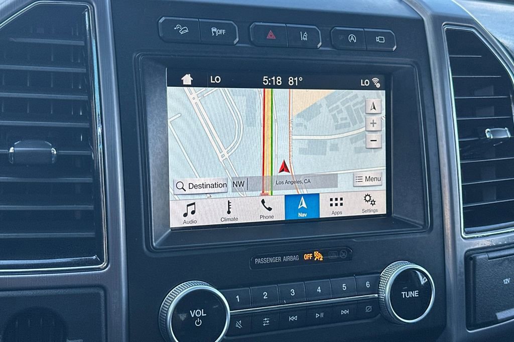 Certified 2018 Ford Expedition Platinum image 24