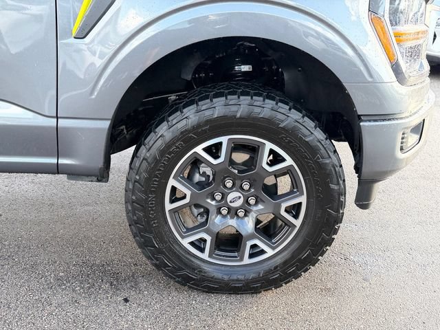 Certified 2025 Ford F150 STX w/ Equipment Group 200A AWD/4WD image 9