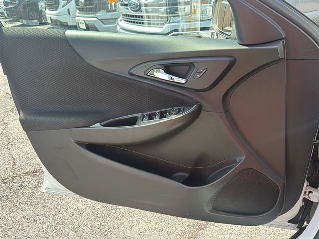 Used 2024 Chevrolet Malibu LT FWD image 23