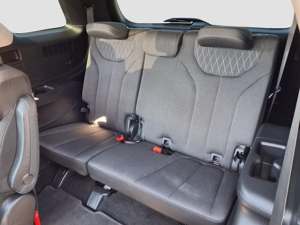 Used 2022 Hyundai Palisade SEL w/ Cargo Package FWD image 28