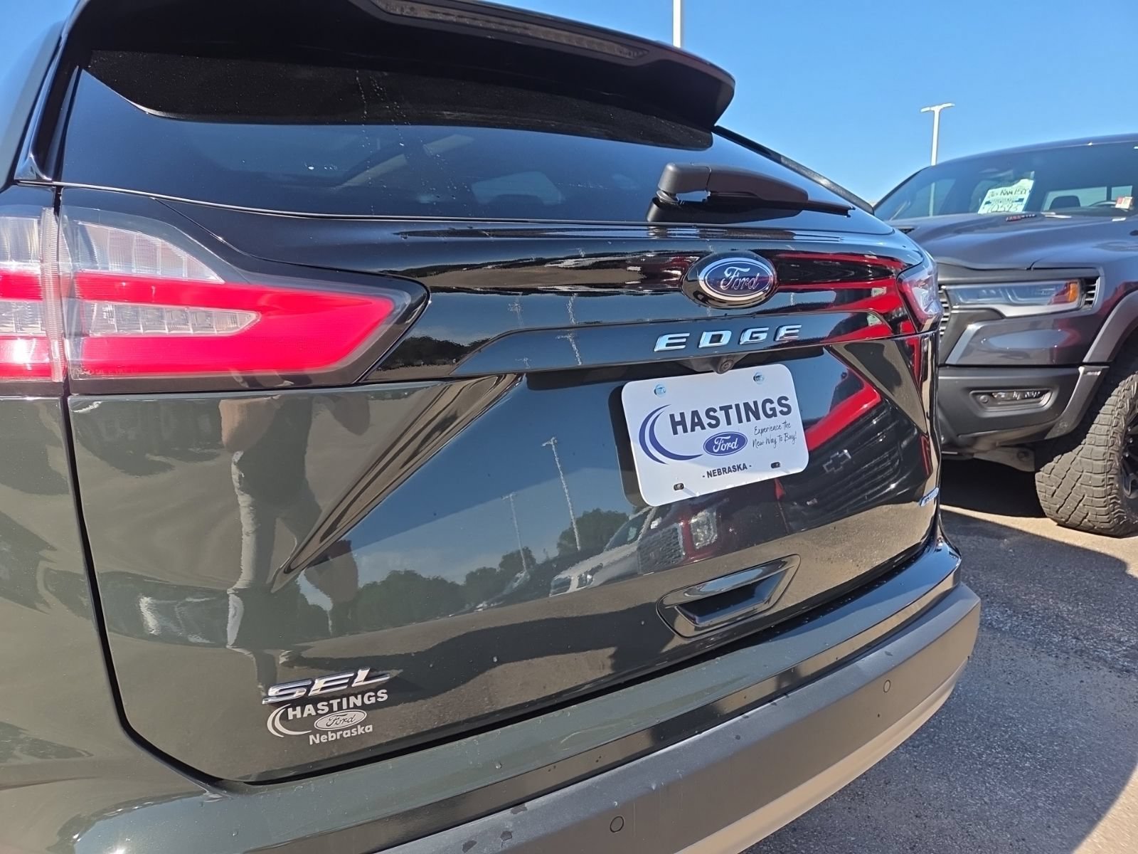 Certified 2023 Ford Edge SEL w/ Convenience Package AWD/4WD image 5