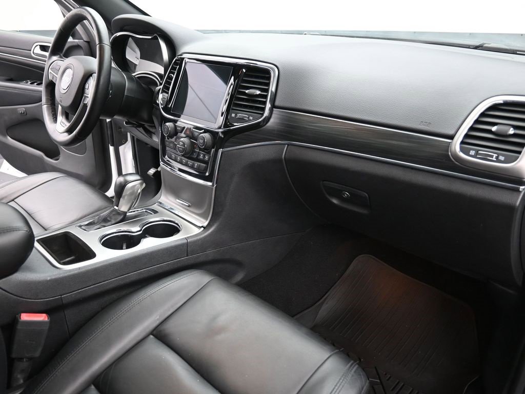 Used 2020 Jeep Grand Cherokee Limited image 26