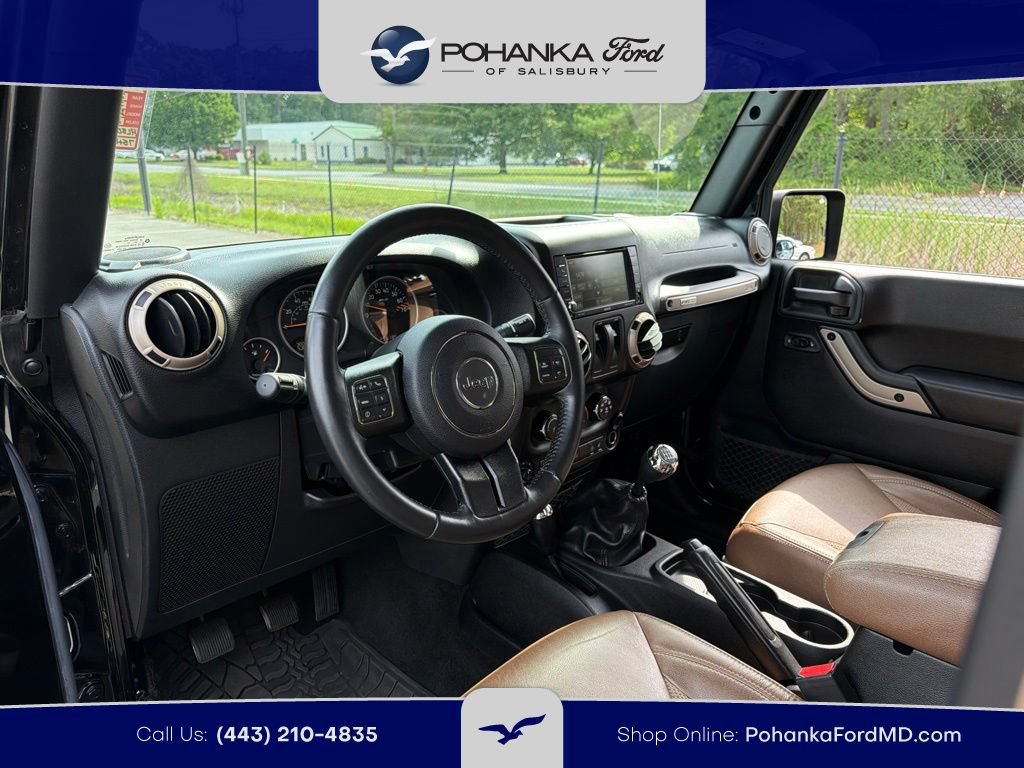 Used 2017 Jeep Wrangler Sahara AWD/4WD image 8