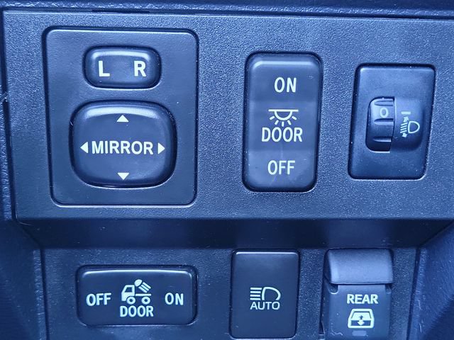Used 2020 Toyota Tundra SR5 w/ SR5 Upgrade Package RWD image 18