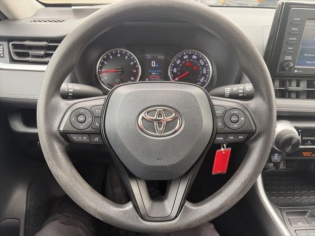 Used 2021 Toyota RAV4 LE AWD/4WD image 8