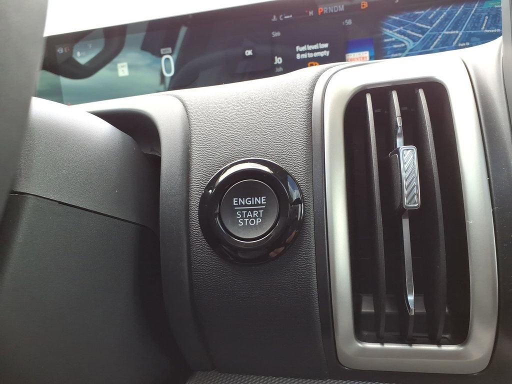 Certified 2025 Ford Expedition Active RWD image 29