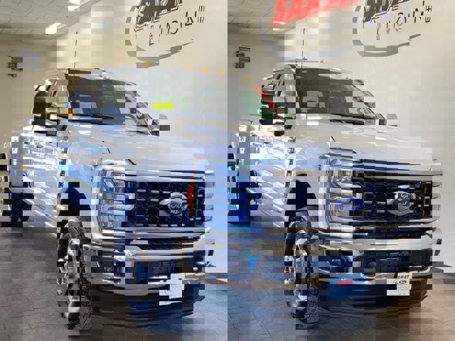 Certified 2024 Ford F350 Lariat w/ Lariat Ultimate Package image 2