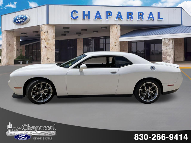 Used 2021 Dodge Challenger GT RWD image 3