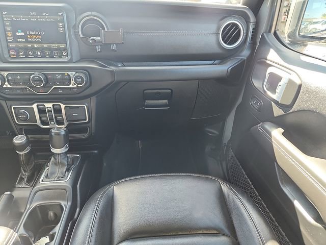 Used 2021 Jeep Wrangler Unlimited Sahara w/ Cold Weather Group AWD/4WD image 10