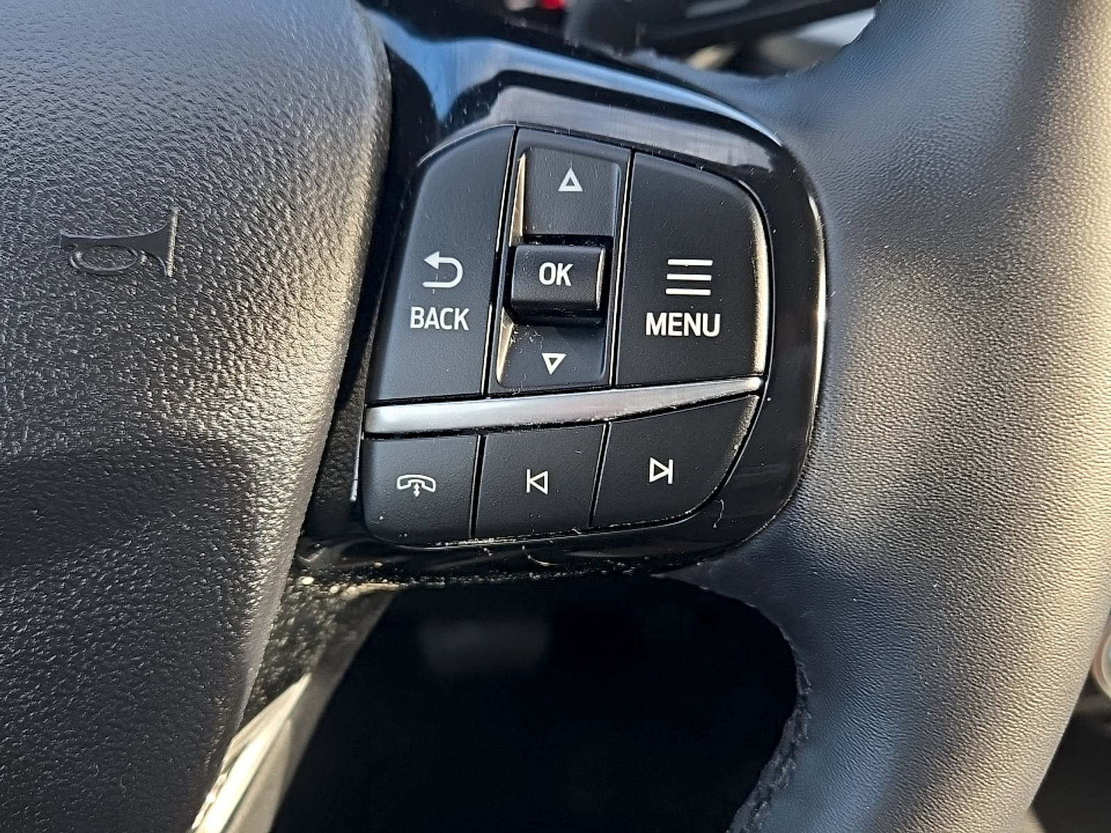 Certified 2023 Ford Escape Active AWD/4WD image 14