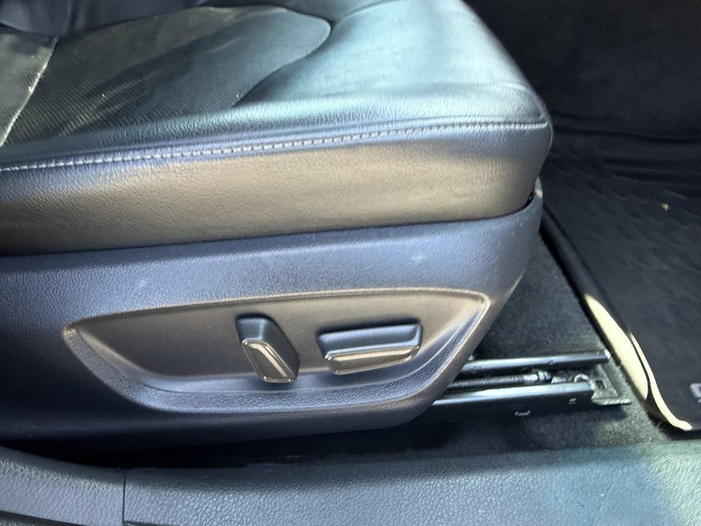 Used 2018 Toyota Camry XSE w/ Driver Assist Package FWD image 9