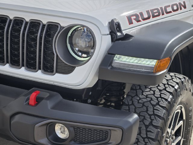 Used 2026 Jeep Wrangler Unlimited Rubicon AWD/4WD image 13