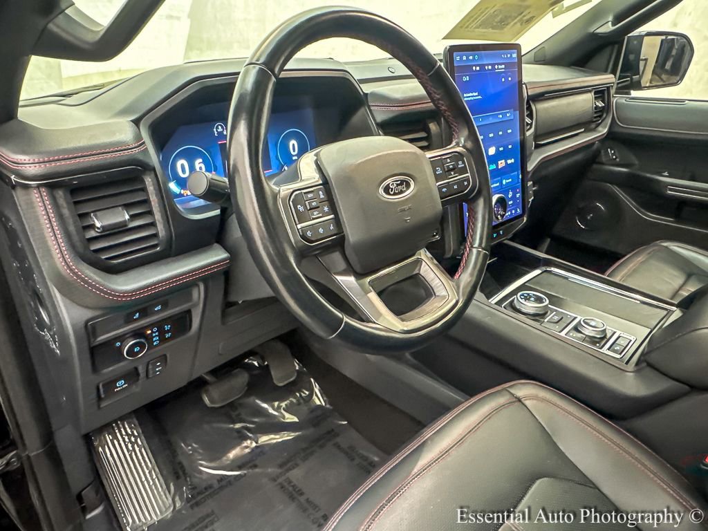 Certified 2023 Ford Expedition Limited image 11
