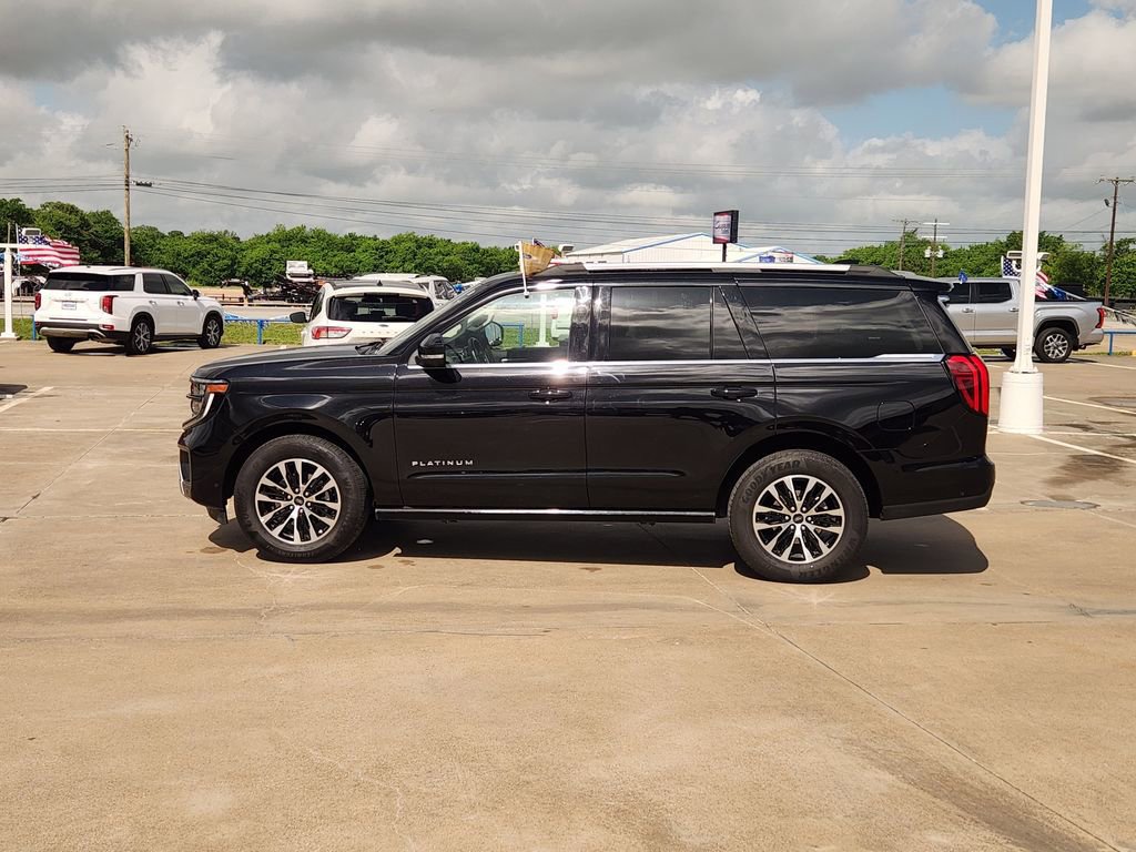 Certified 2025 Ford Expedition Platinum AWD/4WD image 2