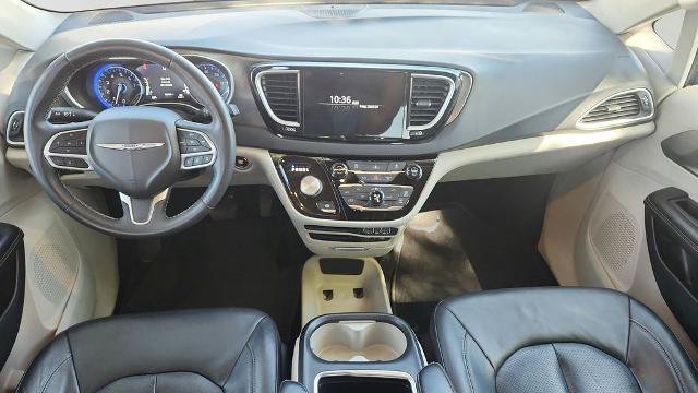 Used 2022 Chrysler Pacifica Touring-L FWD image 26