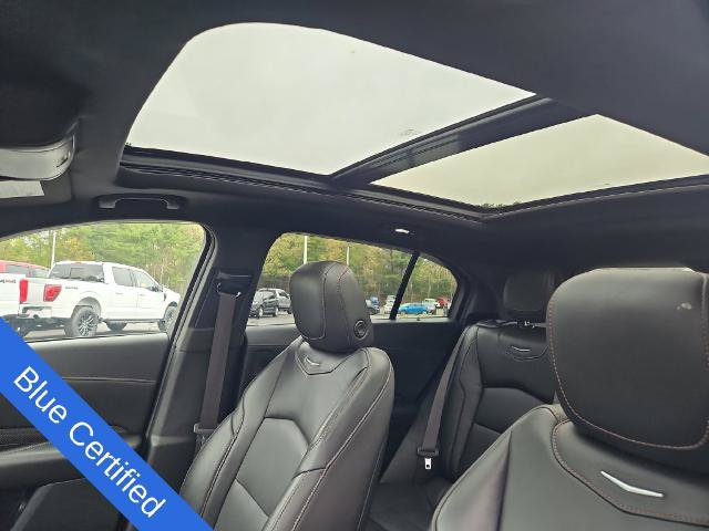 Used 2022 Cadillac XT4 Sport AWD/4WD image 9