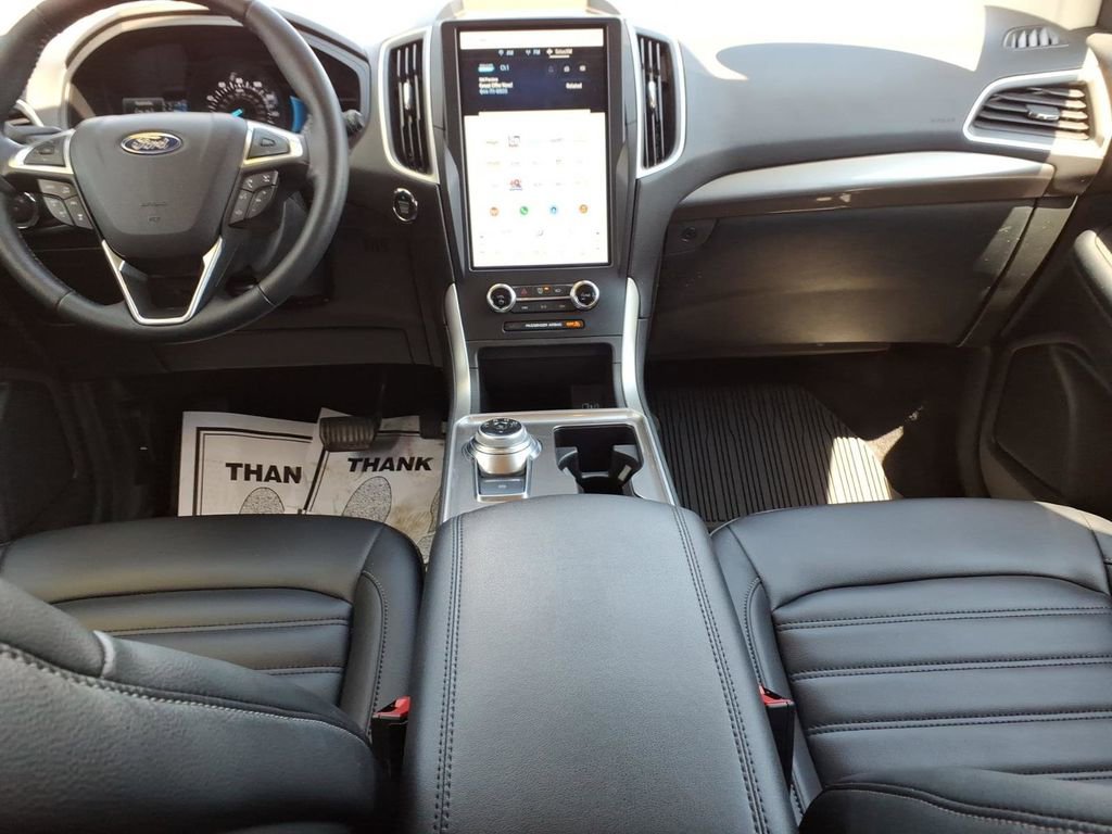 Certified 2023 Ford Edge SEL w/ Convenience Package AWD/4WD image 11
