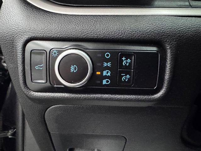 Certified 2023 Ford Explorer XLT w/ Equipment Group 202A image 21