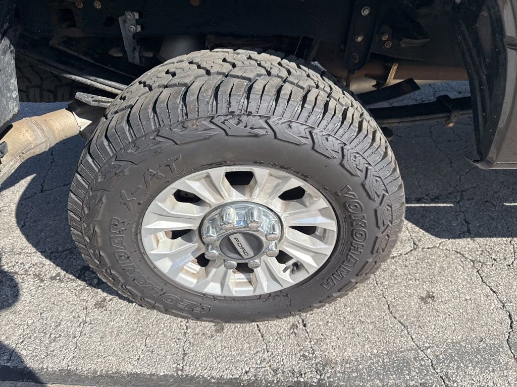Certified 2021 Ford F250 XLT w/ FX4 Off-Road Package AWD/4WD image 43