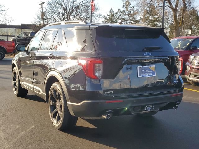 Certified 2024 Ford Explorer ST-Line w/ Class IV Trailer Tow Package image 2