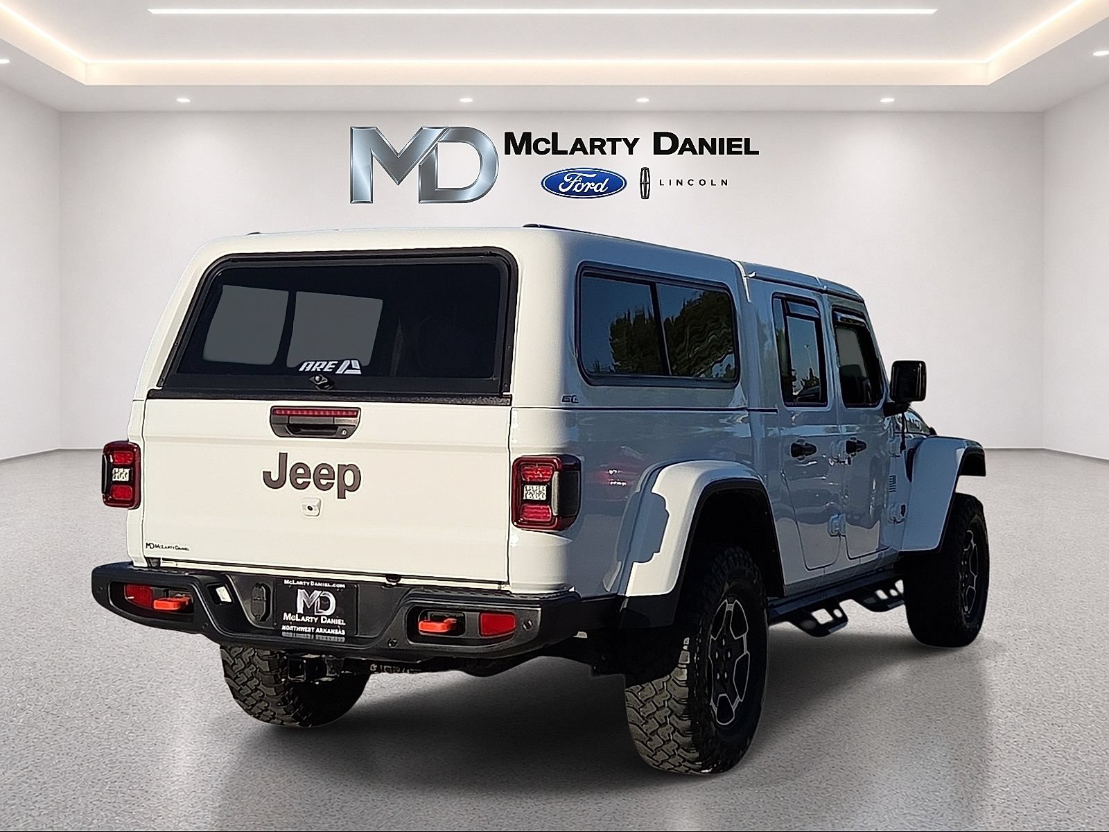 Used 2021 Jeep Gladiator Mojave AWD/4WD image 5