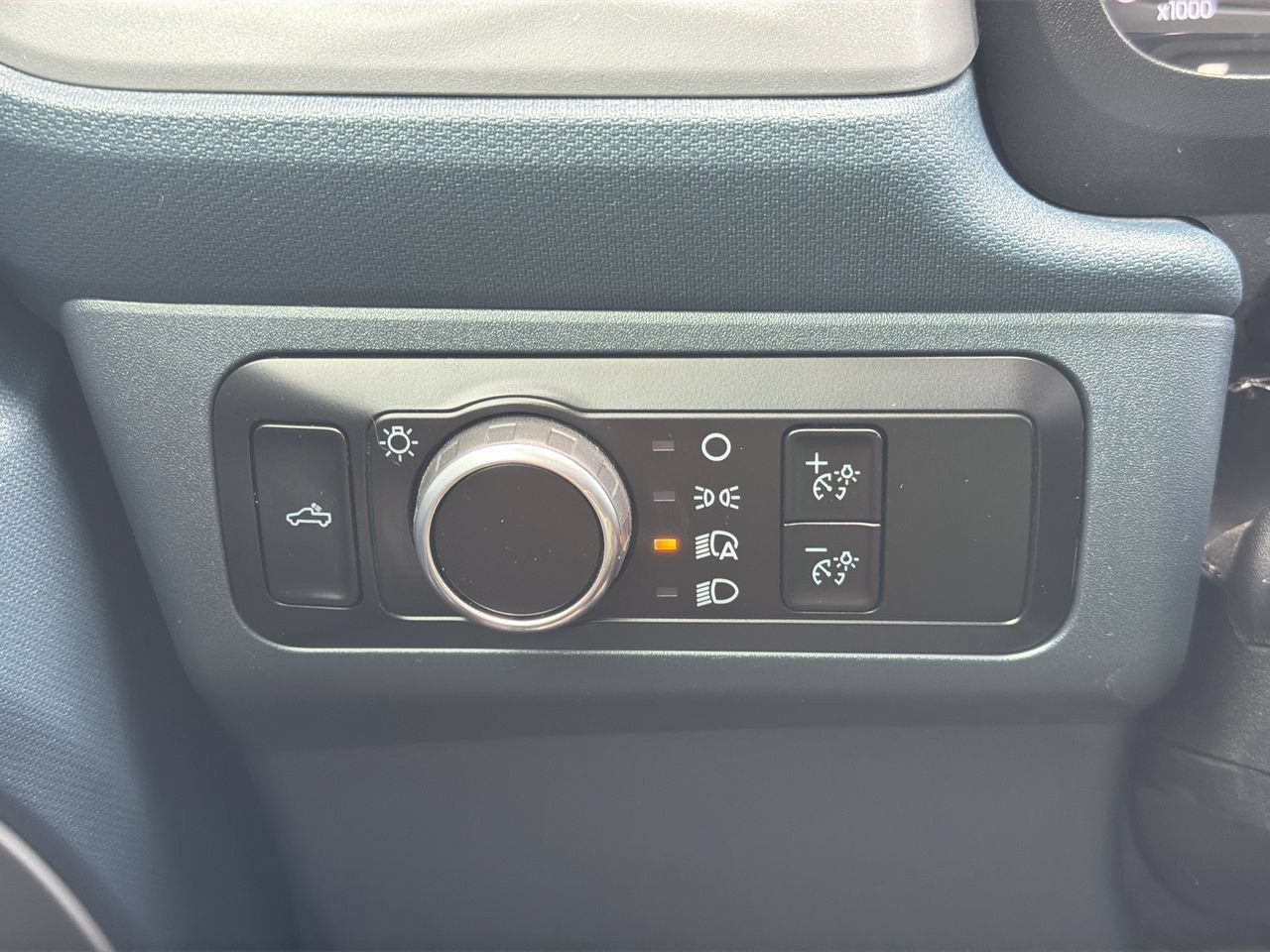 Certified 2024 Ford Maverick Tremor w/ Tremor Off-Road Package AWD/4WD image 27