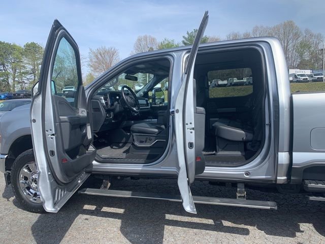 Certified 2024 Ford F350 Lariat w/ Lariat Ultimate Package AWD/4WD image 18