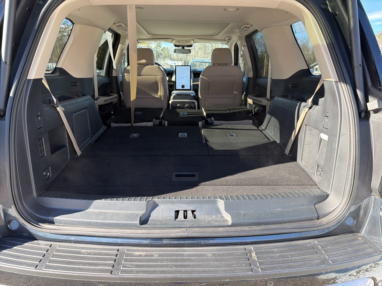 Certified 2024 Ford Expedition Limited image 10