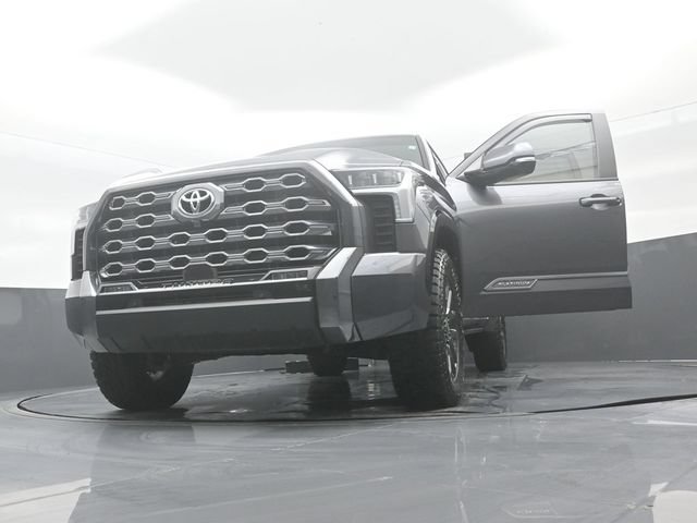 Used 2025 Toyota Tundra Platinum AWD/4WD image 35