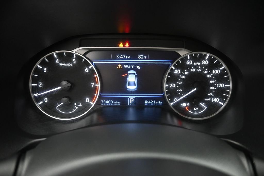 Used 2025 Nissan Altima 2.5 SV FWD image 3
