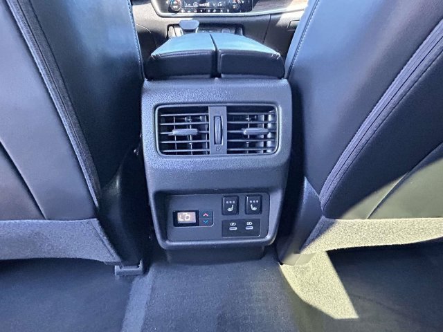 Used 2026 Nissan Rogue Platinum w/ Platinum Premium Package AWD/4WD image 14