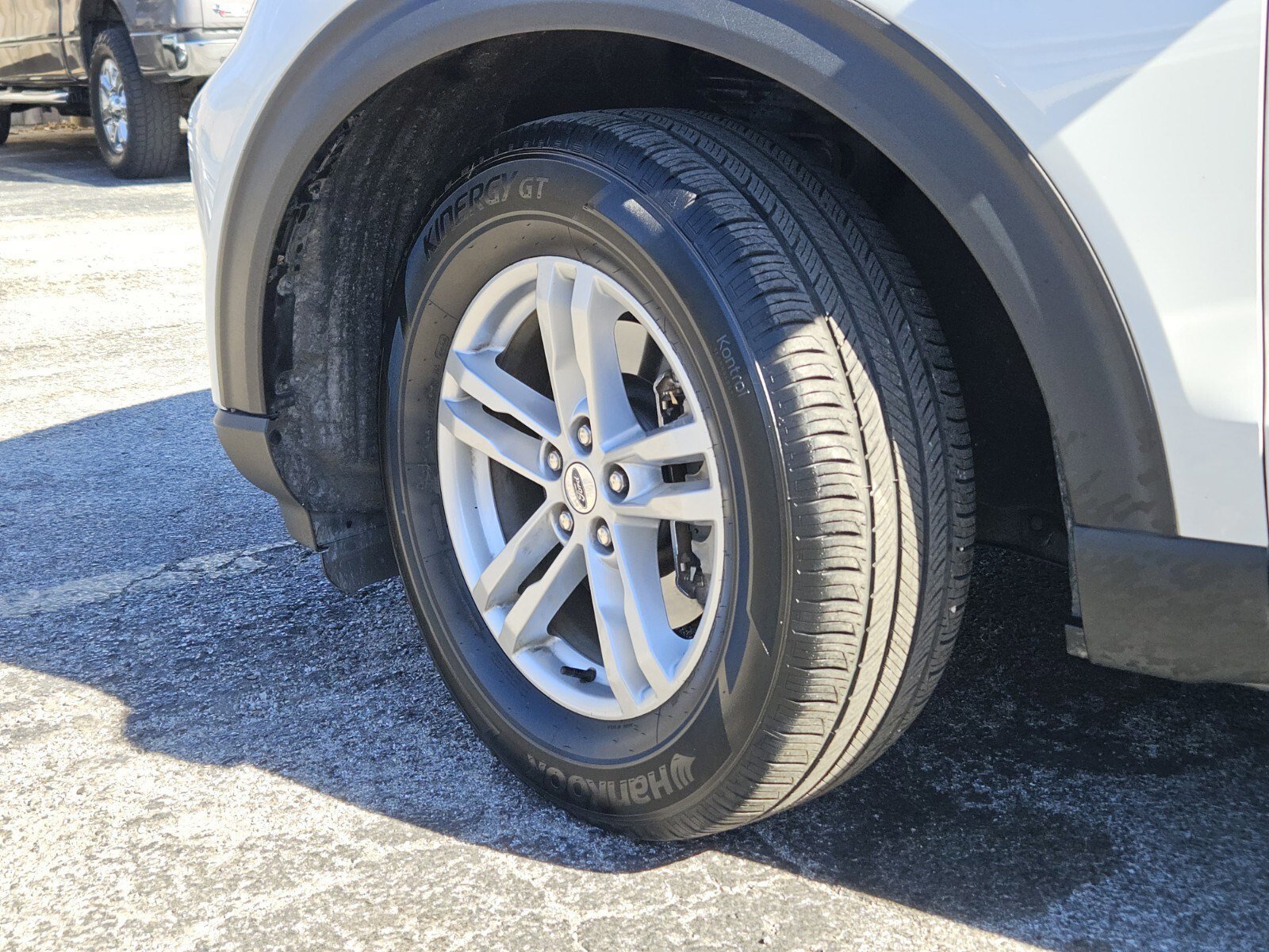 Certified 2023 Ford Explorer XLT image 34