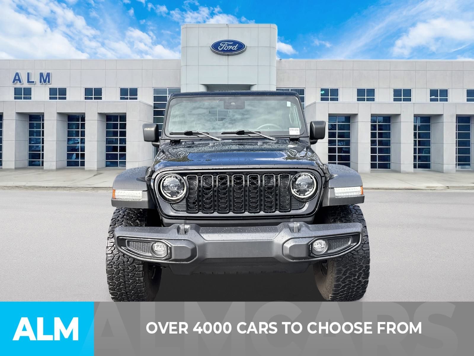 Used 2024 Jeep Wrangler Willys image 2