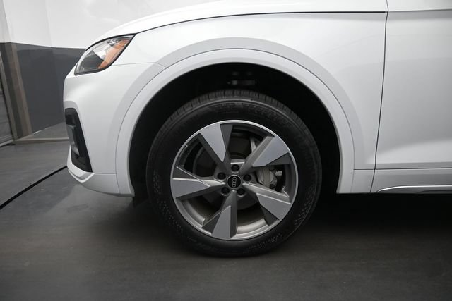 Used 2025 Audi Q5 Premium Plus w/ Premium Plus Package AWD/4WD image 9