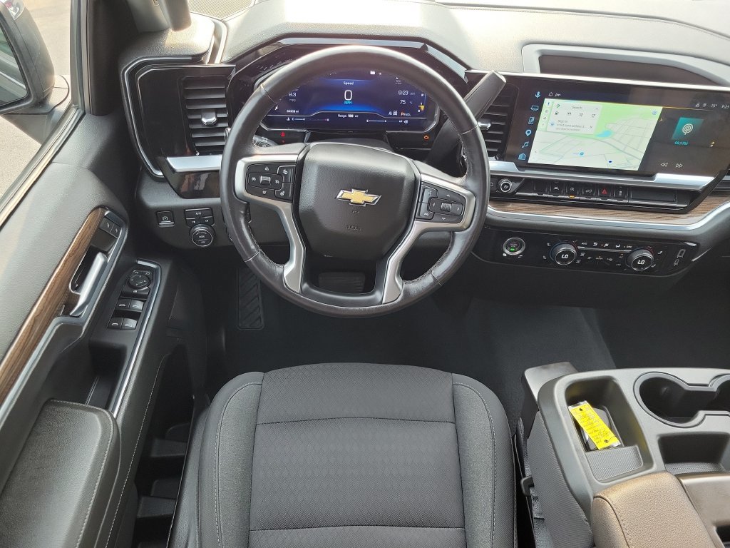 Used 2022 Chevrolet Silverado 1500 LT AWD/4WD image 13