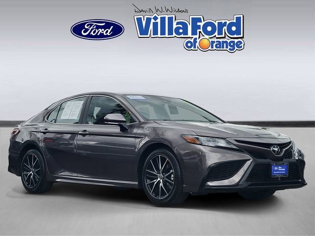 Used 2024 Toyota Camry SE