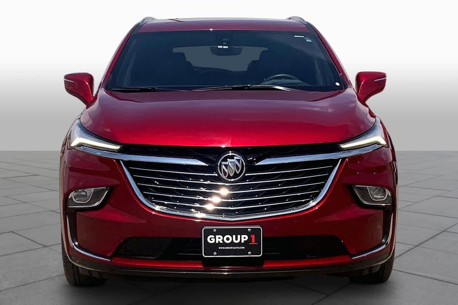 Used 2024 Buick Enclave Premium AWD/4WD image 4