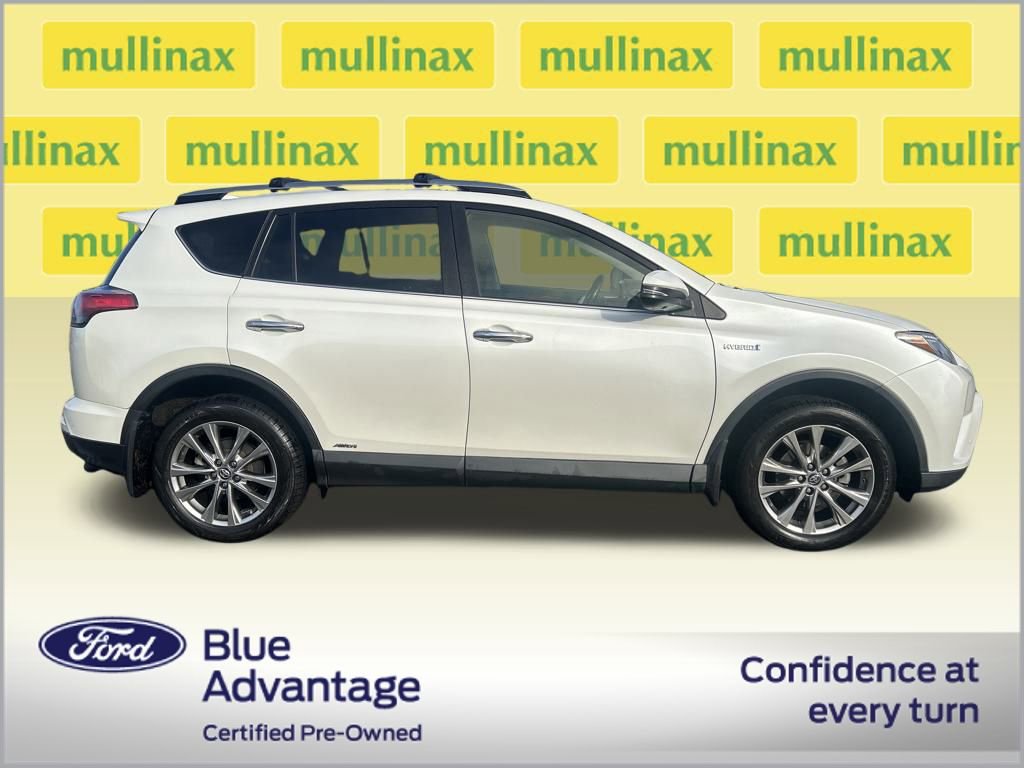 Used 2018 Toyota RAV4 Limited image 2