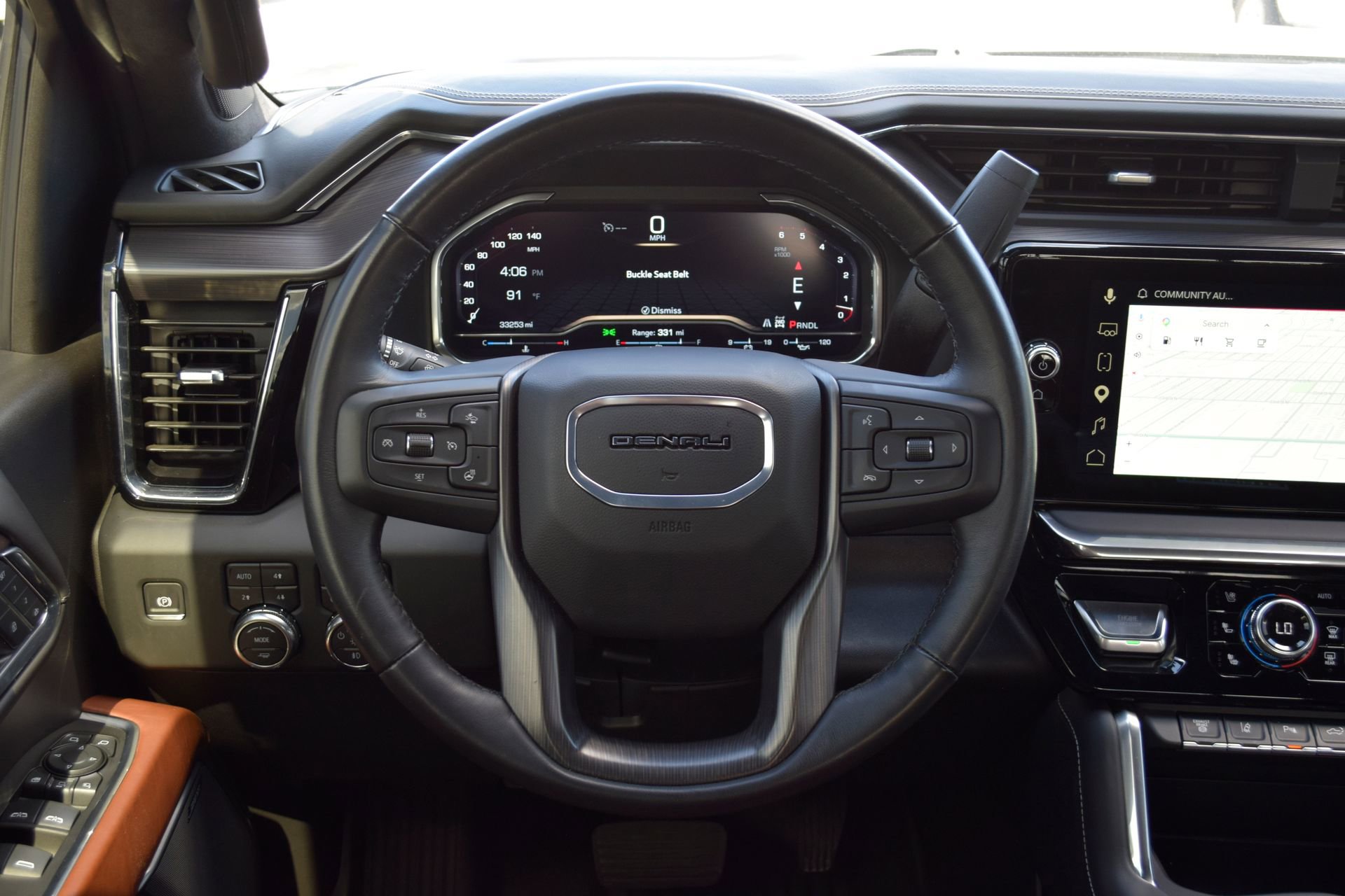 Used 2024 GMC Sierra 2500 Denali Ultimate w/ Max Trailering Package AWD/4WD image 7