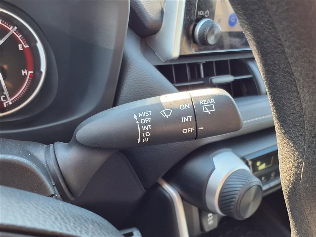 Used 2024 Toyota RAV4 LE image 17