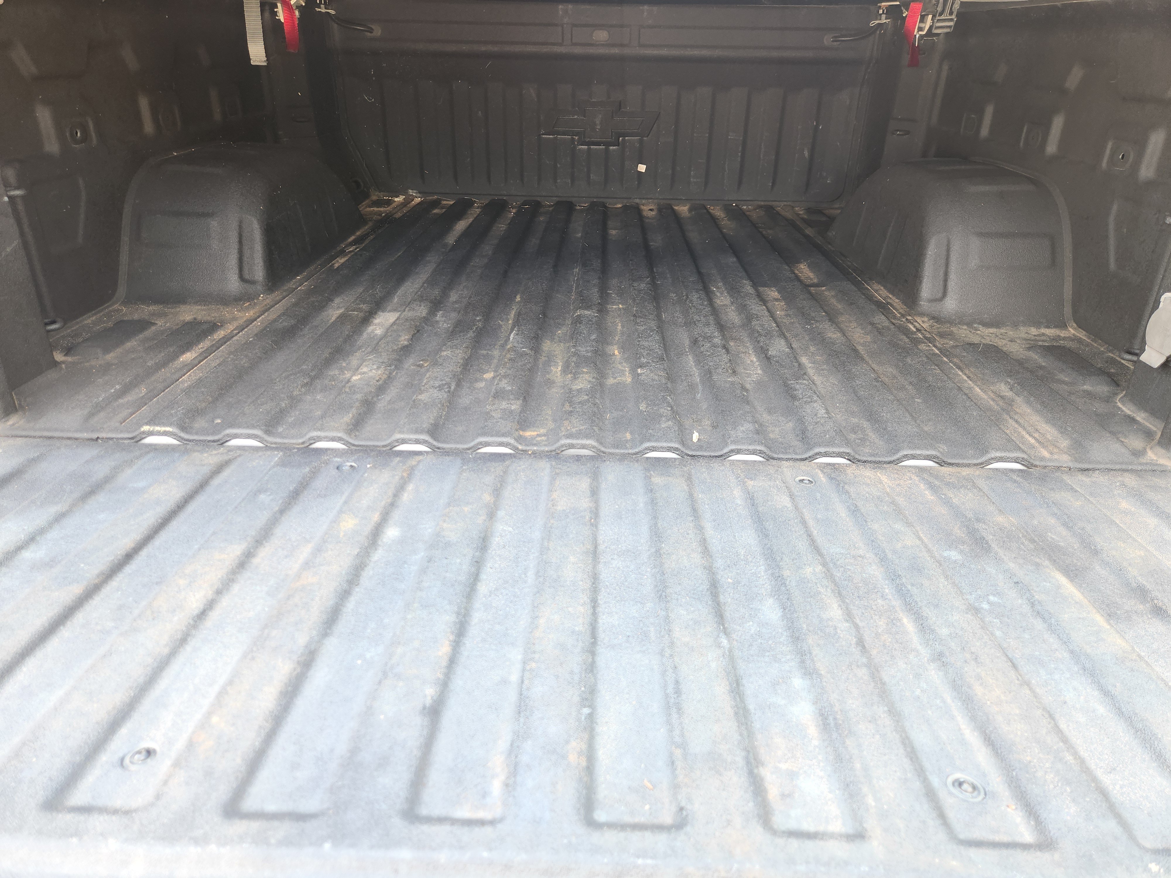 Used 2022 Chevrolet Silverado 1500 LT w/ Protection Package RWD image 22