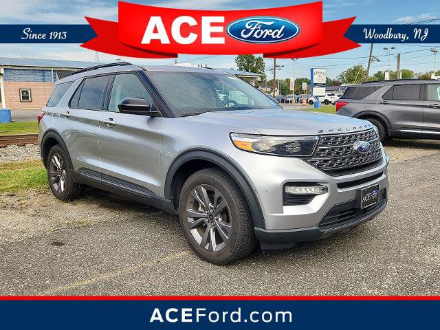Certified 2022 Ford Explorer XLT w/ Equipment Group 202A