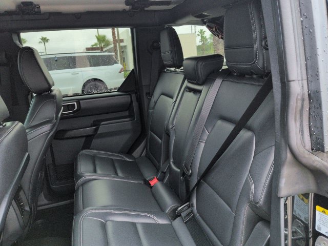 Certified 2025 Ford Bronco Badlands AWD/4WD image 14