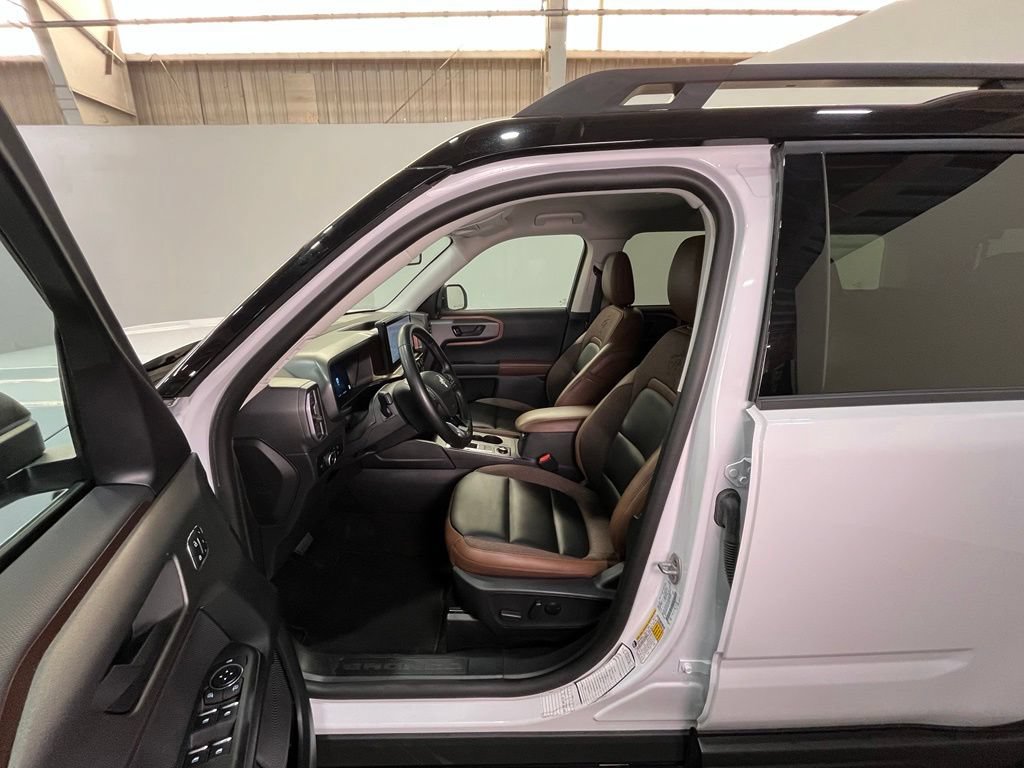 Certified 2025 Ford Bronco Sport Outer Banks w/ Outer Banks Tech Package+ AWD/4WD image 19