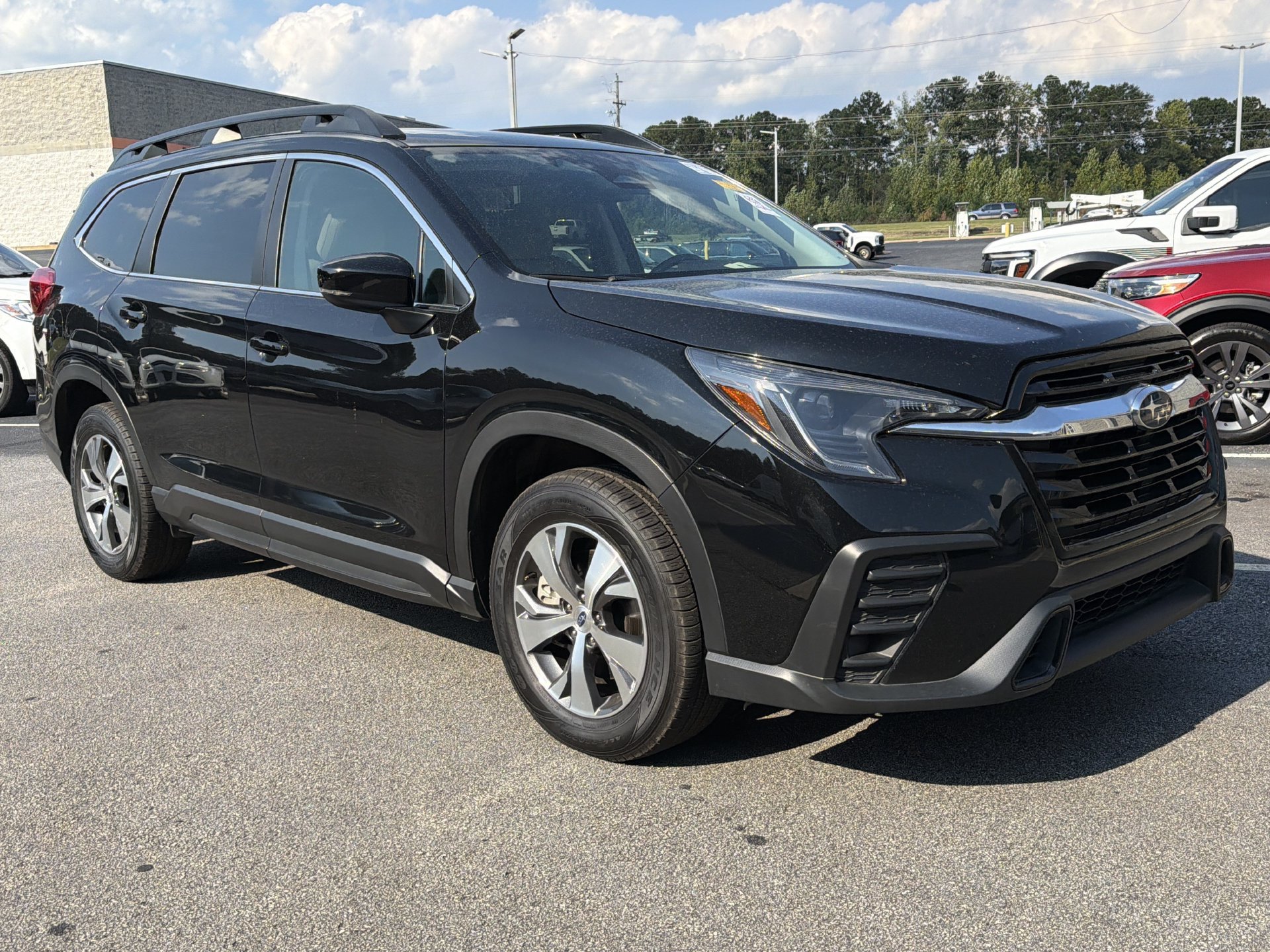 Used 2025 Subaru Ascent Premium AWD/4WD image 18