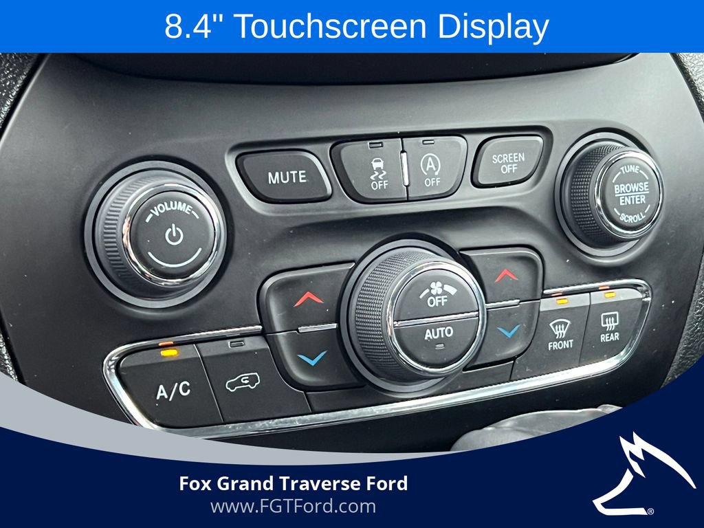 Used 2022 Jeep Cherokee Trailhawk w/ Premium Leather Package AWD/4WD image 26