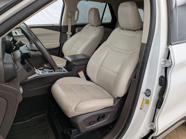 Certified 2023 Ford Explorer Platinum w/ Technology Package image 12